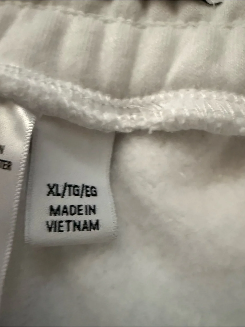Calvin Klein’s Women’s flared sweatpants size XL white sweats